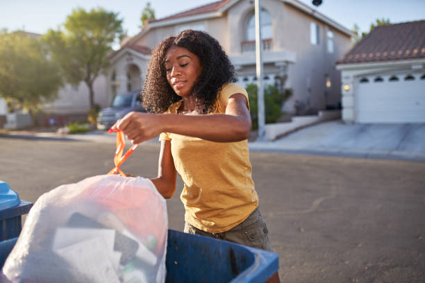 Best Commercial Cleanout Services  in Elyria, OH
